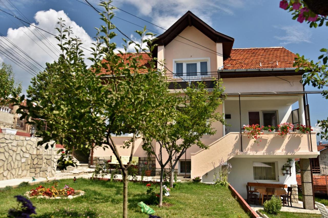 Saint Maria Guest House Velingrad Exterior foto