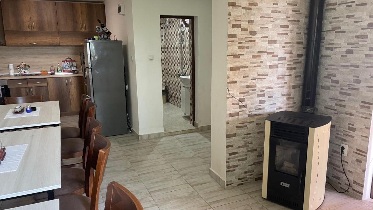 Saint Maria Guest House Velingrad Exterior foto